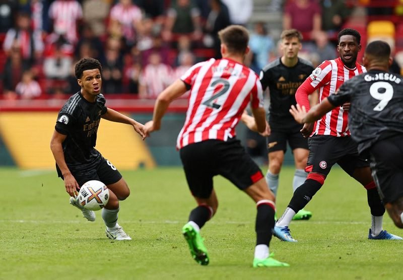 JAMU BRENTFORD, KESEMPATAN ARSENAL PERKOKOH POSISI DI PUNCAK KLASEMEN EPL