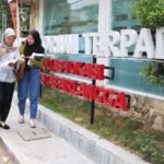 FAKULTAS VOKASI UNAIR SEDIAKAN PULUHAN GOLDEN TIKET BAGI SISWA BERPRESTASI