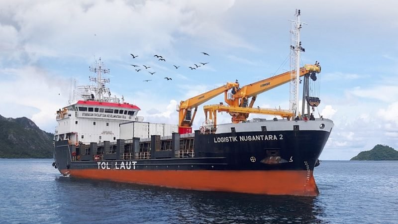 TINGGINYA BIAYA LOGISTIK BERDAMPAK PADA DAYA SAING