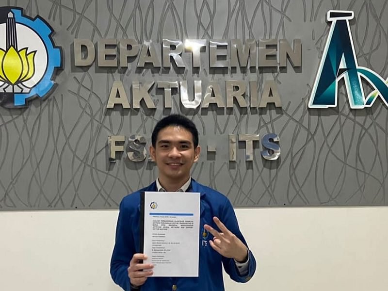 PILIH STUDI AKTUARIA, STEVEN WIJAKSANA WISUDAWAN TERBAIK ITS