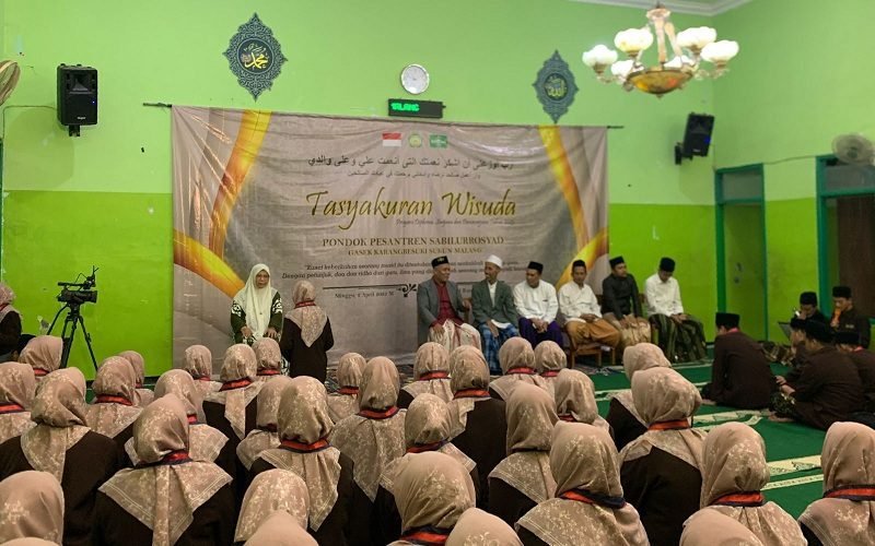 PONPES SABILURROSYAD MALANG GELAR TASYAKURAN WISUDA