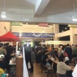 STAND MAKANAN DI PASAR SANTAI, PILIHAN UNTUK NGABUBURIT DAN BUKBER