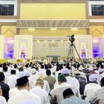 RIBUAN ALUMNI DAN SANTRI HADIRI HAUL MALAM 21 RAMADHAN PONPES MAMBAUS SHOLIHIN GRESIK