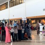 PEMUDIK PENUHI BANDARA JUANDA SURABAYA