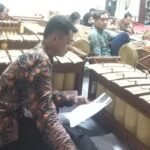MATANGKAN PENAMPILAN, CAKRA BARUNA INDONESIA GELAR LATIHAN TARI BESKALAN
