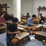 JELANG PENTAS WAYANG DAN LUDRUK, CAKRA BARUNA INDONESIA LATIHAN DI MUSEUM MPU PURWA