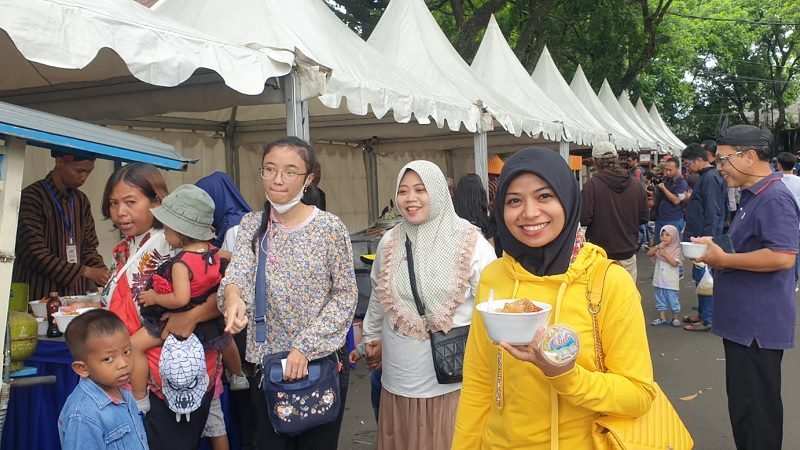 RAYAKAN HUT KE-109 KOTA MALANG, DISPORAPAR SEDIAKAN SERIBU PORSI BAKSO GRATIS