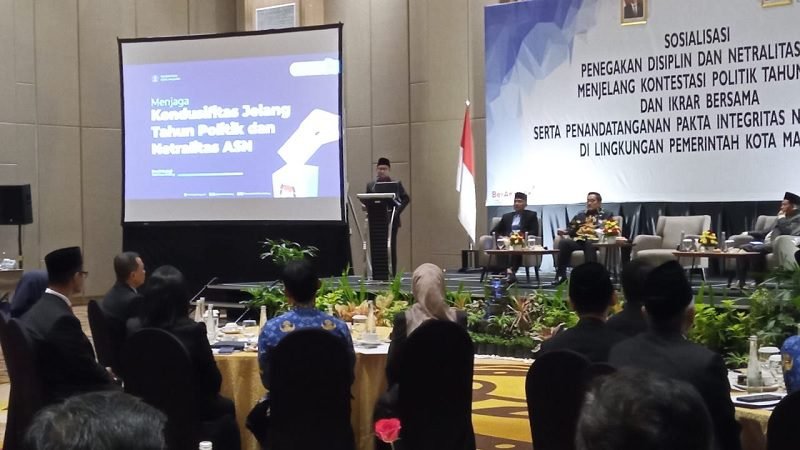 TANDATANGANI PAKTA INTEGRITAS, PEMKOT MALANG JAGA NETRALITAS ASN