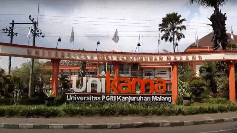 UNIKAMA MASUK 15 KAMPUS TERBAIK DI JAWA TIMUR
