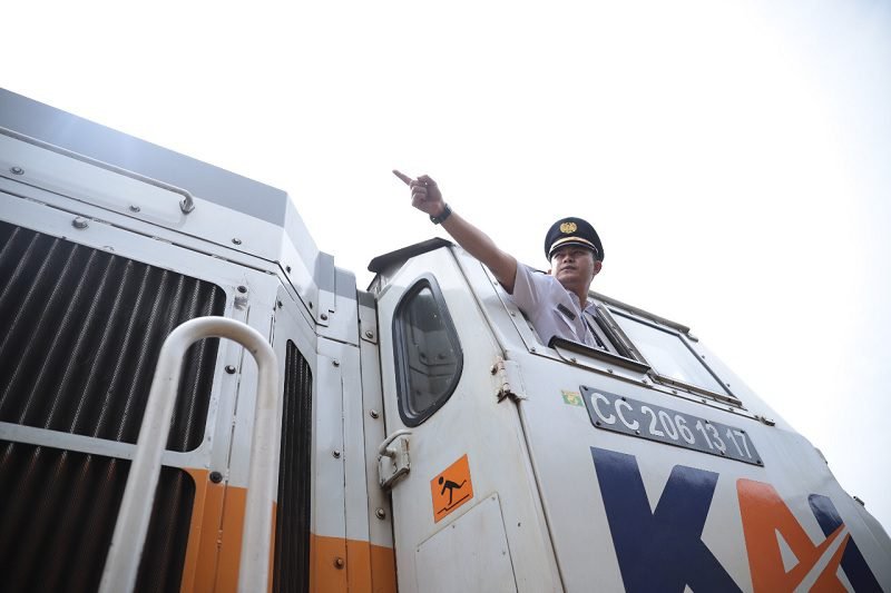 ASYIK! KAI BERI DISKON TIKET KERETA API PERIODE LIBUR SEKOLAH