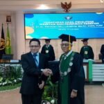 ATASI NYERI DENGAN METODE PENYEMBUHAN PRF, DOKTER RISTIAWAN RAIH GELAR DOKTORNYA