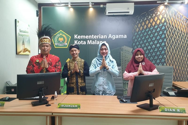KEMENAG KOTA MALANG BUKA LAYANAN DI MALL RAMAYANA