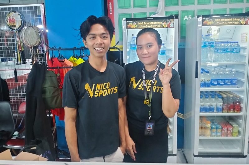 317-2 karyawan GOR Platinum Araya KARYAWAN PLATINUM ARAYA ANTUSIAS MENYAMBUT TURNAMEN BULU TANGKIS WALI KOTA MALANG CUP 2023