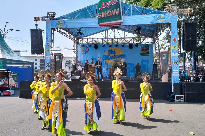 SATUKAN KOMUNITAS SENI DAN UMKM, UKM-IKM NUSANTARA GELAR EVENT ‘IKI MALANG KER’