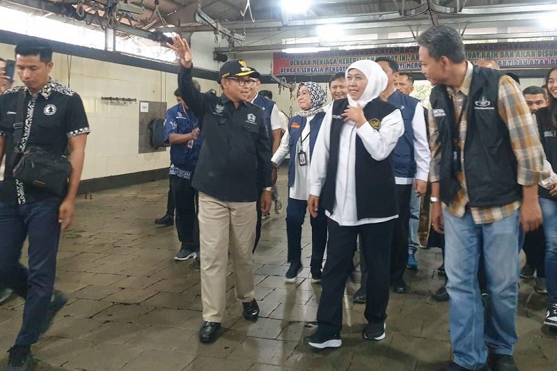 DAMPINGI GUBERNUR, SUTIAJI PAPARKAN KESUKSESAN PERUMDA TUGU ANEKA USAHA