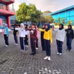 CURI START LEBIH AWAL, PASKIBRA SMPN 1 KOTA MALANG GELAR LATIHAN DI LIBUR SEKOLAH