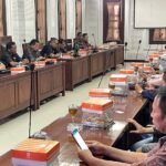 DEWAN DESAK PEMKOT MALANG TUNTASKAN MASALAH PASAR BLIMBING
