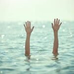 5 ORANG HILANG TERSERET OMBAK DI PANTAI JEMBATAN PANJANG KECAMATAN BANTUR