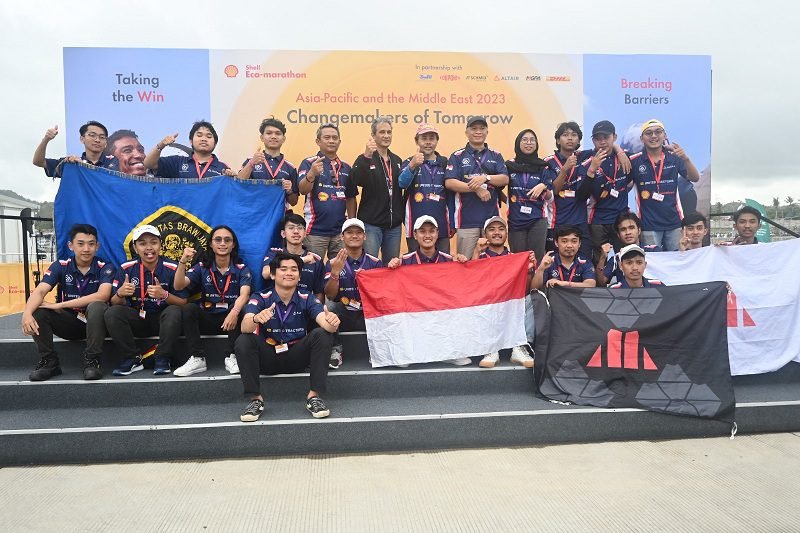 SISIHKAN 14 NEGARA, TIM UB JUARAI SHELL ECO MARATHON ASIA DAN TIMUR TENGAH