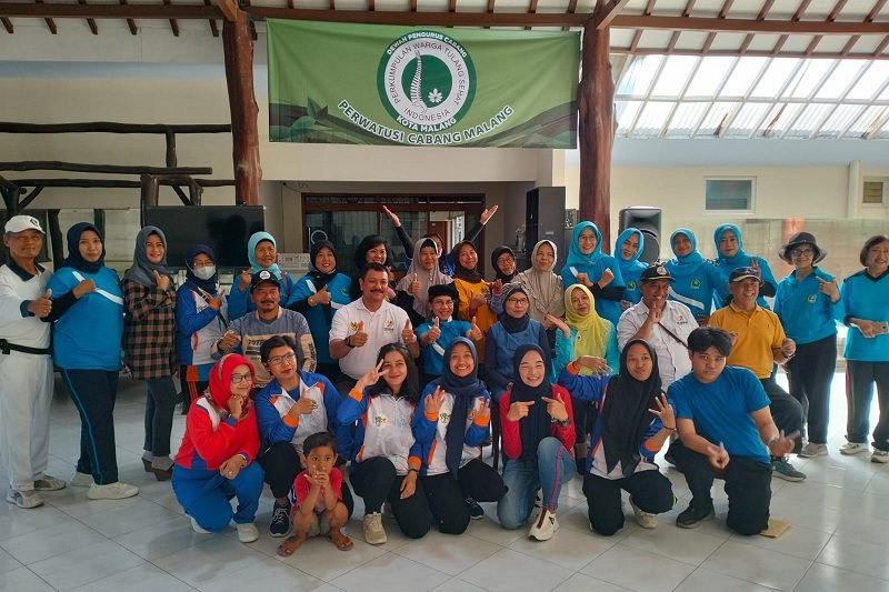 PULANG BAWA EMAS DAN PERUNGGU, PERWATUSI KOTA MALANG GELAR TASYAKURAN