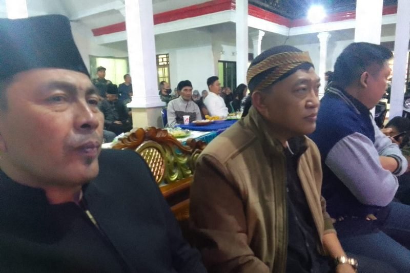 BERSIH DESA PAJARAN, BAKTI ABAH MUJIONO UNTUK KAMPUNG HALAMAN