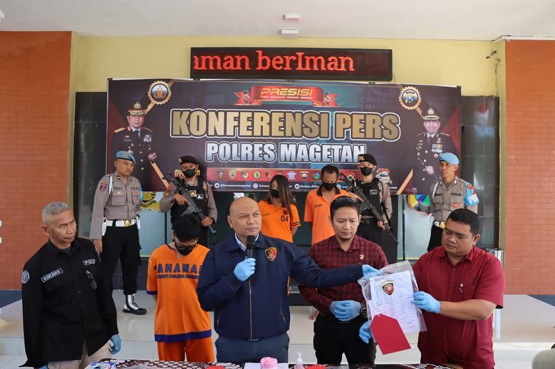 IMING-IMING JADIKAN STAF BAWASLU, MANTAN PANWASCAM KABUPATEN MAGETAN TIPU KORBAN HINGGA 20 JUTA