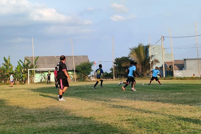 MERIAH! GELARAN LIGA DESA MOJOREJO SEPAK BOLA U-40