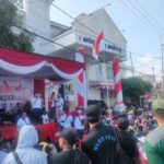 PEMDES JUNREJO ADAKAN GERAK JALAN SEHAT DAN BAZAR RAKYAT