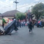 PERTUNJUKAN SENI GEBYAK BANTENGAN NUSWANTARA, SEDOT ANIMO WISATAWAN DI KOTA BATU