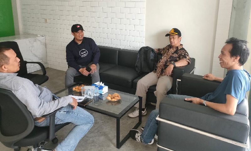 JELANG KEJURKOT 2023, PBSI KOTA BATU-SIARINDO MEDIA TERUS MATANGKAN PERSIAPAN