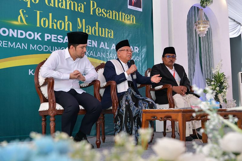 387-Wapres di Madura BERDIALOG DENGAN 244 ULAMA DAN TOKOH MASYARAKAT SE-MADURA, WAPRES MINTA PESANTREN DIJADIKAN BENTENG