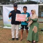 JUNJUNG TINGGI SPORTIFITAS, SD MUHAMMADIYAH 1 RAIH PENGHARGAAN TIM TOP FAIR PLAY