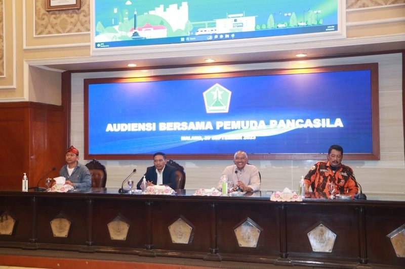 TAMPUNG ASPIRASI, WAHYU HIDAYAT TEMUI PEMUDA PANCASILA DAN LIRA KOTA MALANG