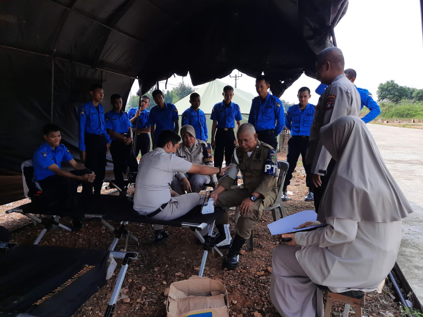 WhatsApp Image 2023-09-25 at 17.33.23 POLDA KEPRI BERI EDUKASI DAN PELAYANAN KESEHATAN KEPADA MASYARAKAT PULAU REMPANG