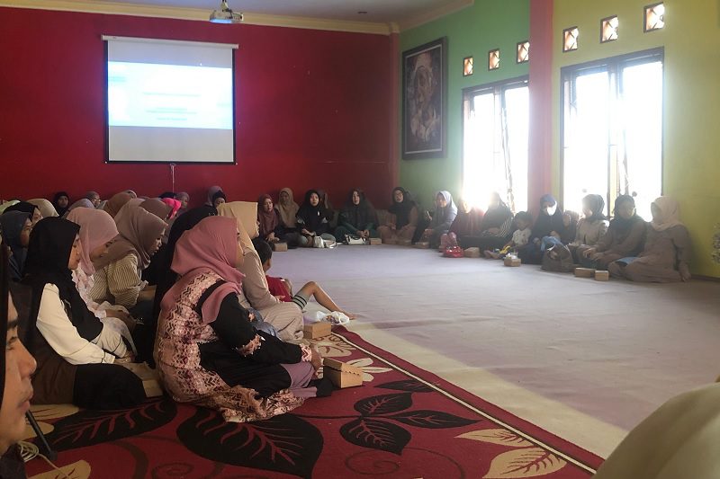 DISKUSI PARENTING, INGATKAN PERAN HEBAT ORANG TUA DALAM MENDIDIK ANAK