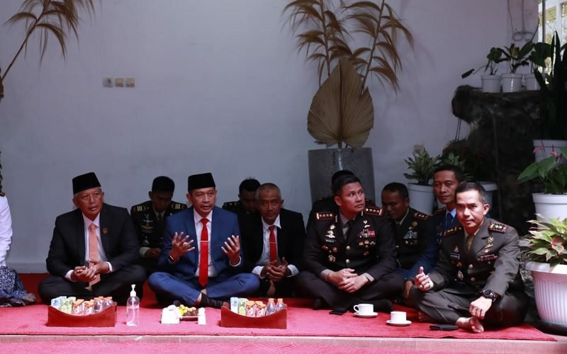 TEMPATI RUMAH DINAS, PJ WALIKOTA MALANG GELAR DOA BERSAMA