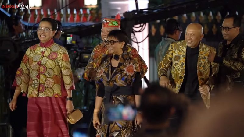 ISTANA BERBATIK AJANG PROMOSI WARISAN BUDAYA INDONESIA