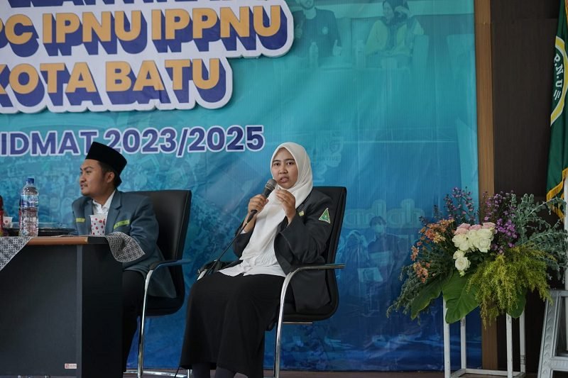 KETUA PW IPPNU JATIM AJAK KADER PERKUAT KAPASITAS DIRI MELALUI ORGANISASI