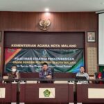 BU NYAI DAN NENG PESANTREN IKUTI PELATIHAN STRATEGI PENGEMBANGAN UMKM PONPES SE-KOTA MALANG,