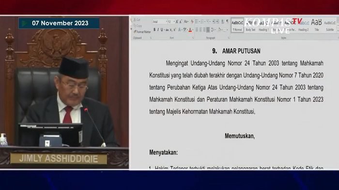 1094-Ketua MKMK Jimly Asshiddiqie membacakan putusan pemberhentian Ketua MK PUTUSAN MKMK: LANGGAR KODE ETIK BERAT, ANWAR USMAN DIBERHENTIKAN DARI KETUA MK