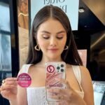 SELENA GOMEZ DONASIKAN KEUNTUNGAN RARE BEAUTY UNTUK PALESTINA