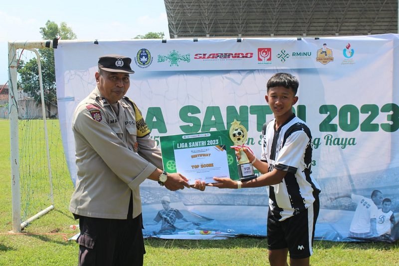 GALIH PRATAMA, TOP SKORER LIGA SANTRI 2023 SEKALIGUS KAPTEN TIM MA'HAD AL-HIKMAH TUREN