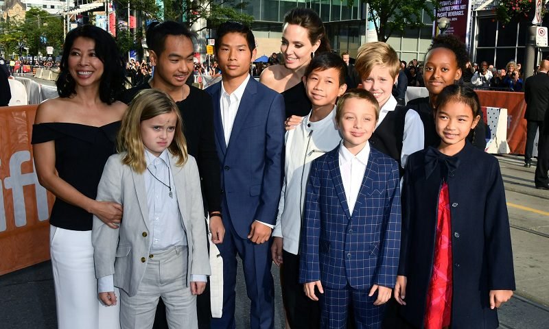 4 TIPS PARENTING ALA ANGELINA JOLIE