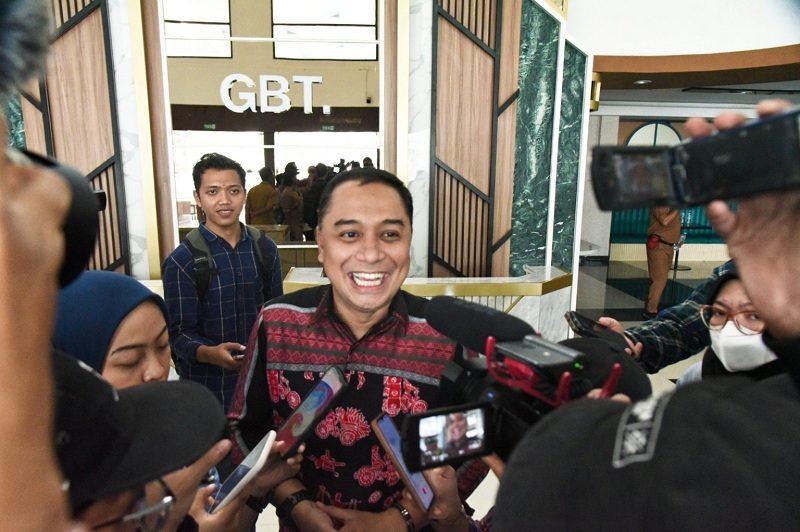 PEMKOT SURABAYA BAGIKAN 2.000 TIKET GRATIS NONTON PD U-17 UNTUK PELAJAR