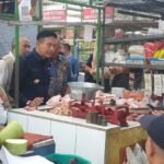 HARGA GULA MELAMBUNG, PJ WALI KOTA MALANG SIDAK KE PASAR BUNUL