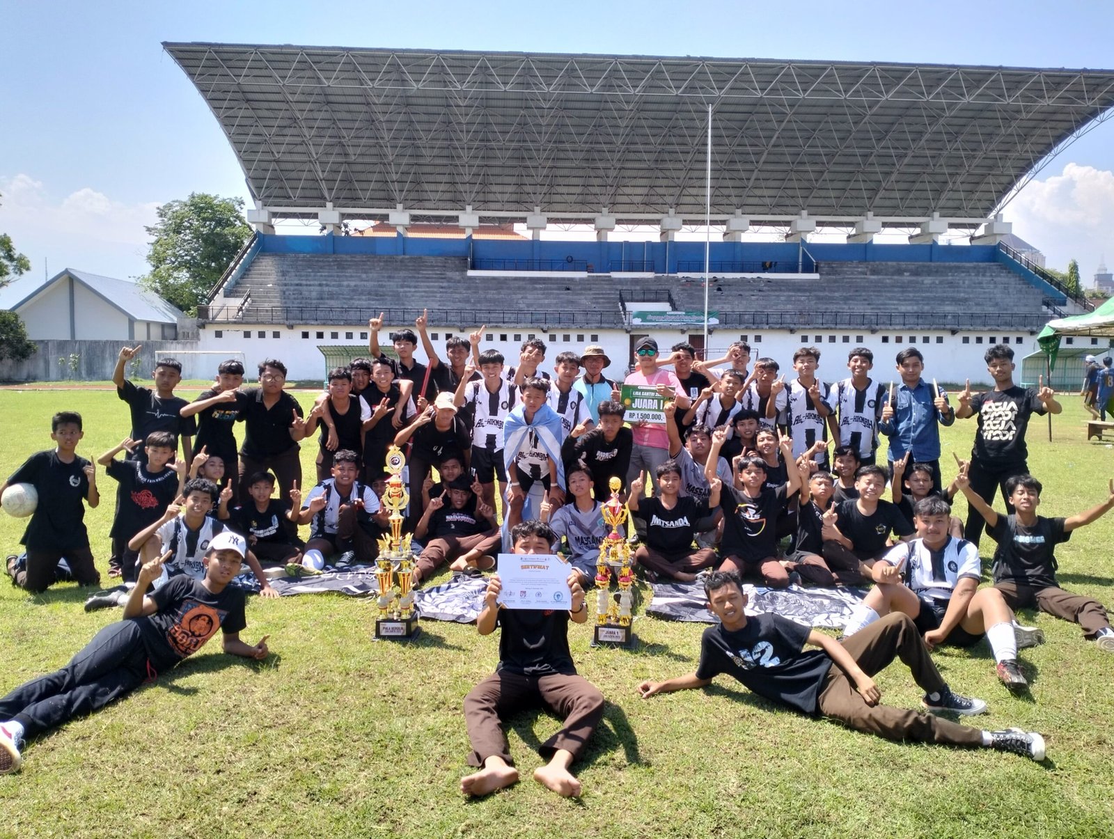 MA'HAD AL HIKMAH TUREN SABET JUARA PERTAMA LIGA SANTRI 2023