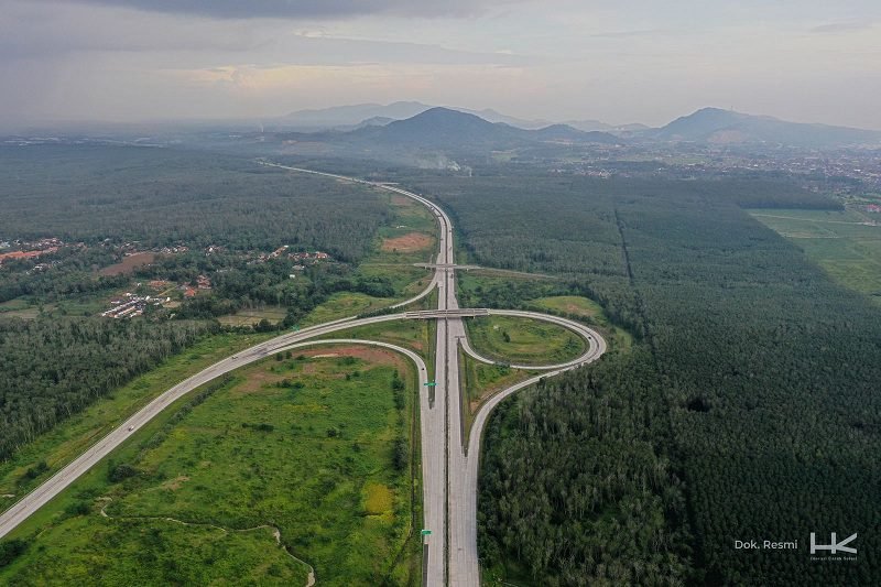 HUTAMA KARYA (HK) PASTIKAN INFRASTKTUR TOL TRANS SUMATERA BISA MENUNJANG PENINGKATAN EKONOMI DAERAH