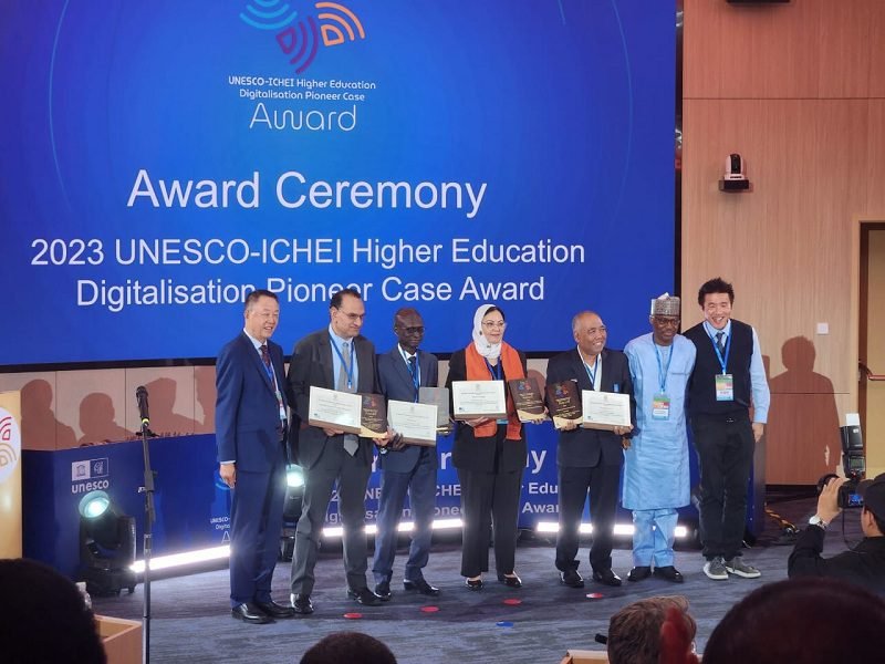 ’INTELLIGENT DIGITAL CAMPUS’ ITS RAIH PENGHARGAAN UNESCO