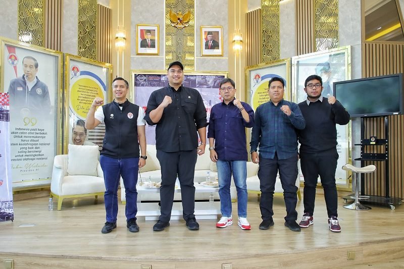 1417-Menpora Dito Ariotedjo & para pengamat olahraga Indonesia MENPORA: NATURALISASI BUKAN UNTUK MATIKAN PEMBINAAN PEMAIN LOKAL