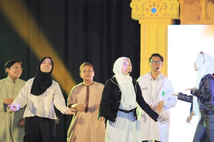 RATUSAN MAHASISWA UIN MALANG HADIRI PENTAS DRAMA MASROHIYYAH 2023